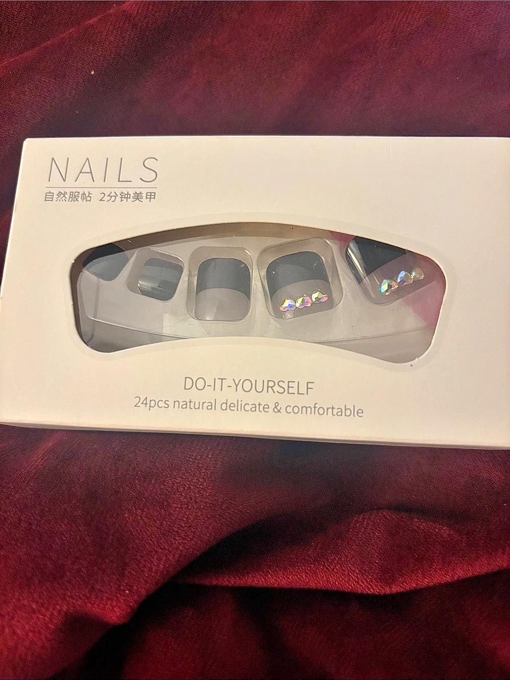 24-Piece Press-On Nails in Gray & Pink